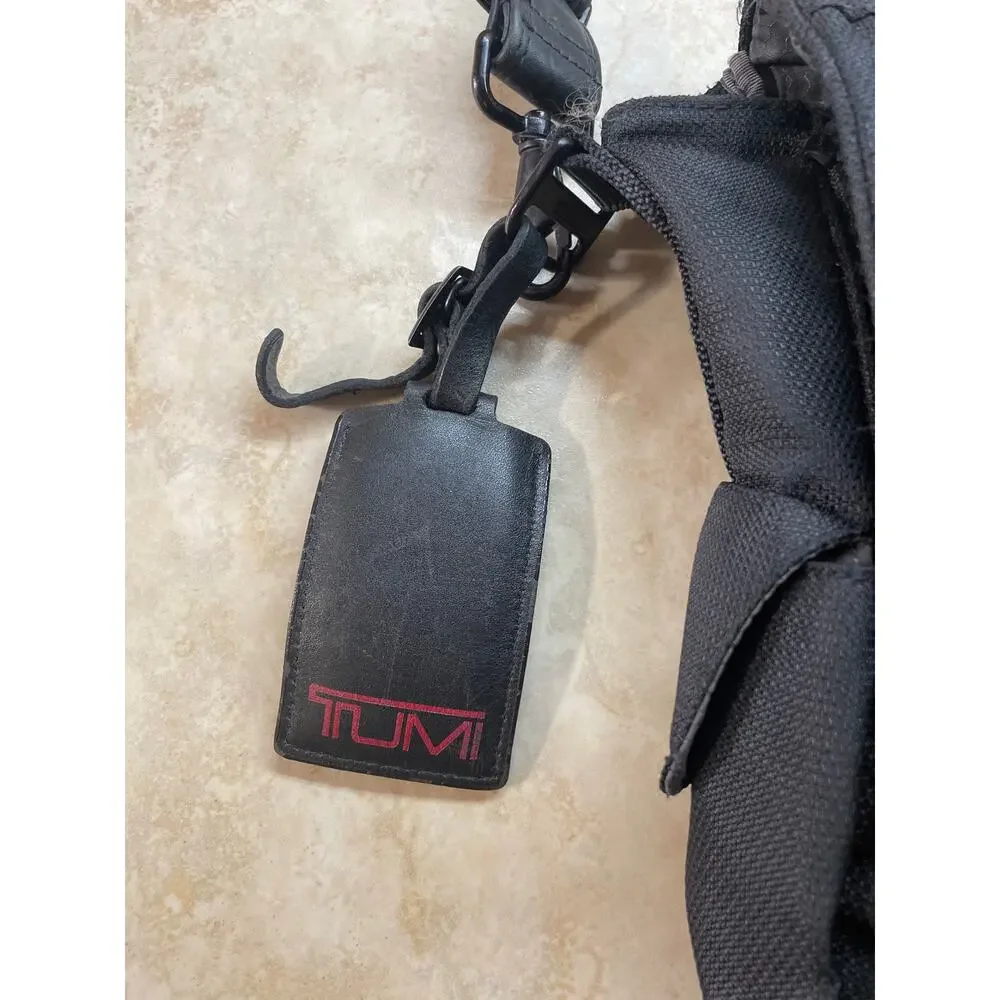 TUMI Bag Messenger Laptop Briefcase Shoulder Travel Work Nylon Black Job